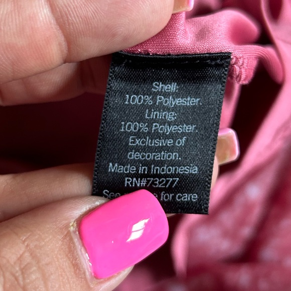 SIMPLY VERA
VERAWANG asymmetrical long sleeve dress size large - Picture 8 of 9